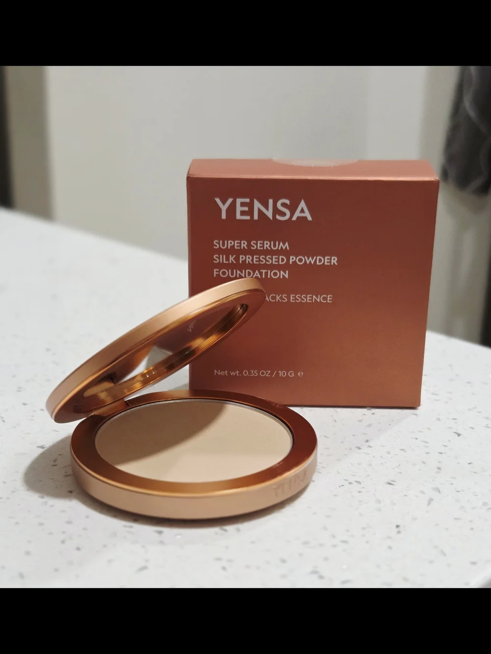 Yensa Super Serum Silk Pressed Powder Foundation - Beige Light 1